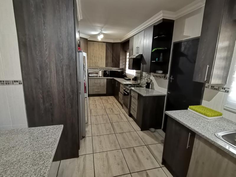 3 Bedroom Property for Sale in Vaalpark Free State